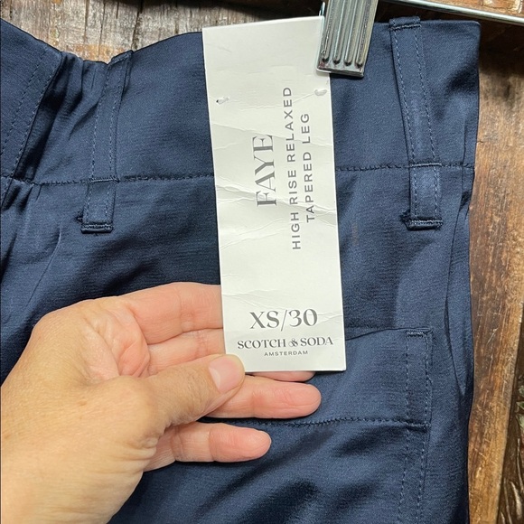 Scotch & Soda FAYE High Rise Relaxed Tapered Pants Navy Blue NWT | XS/30 - Picture 6 of 9
